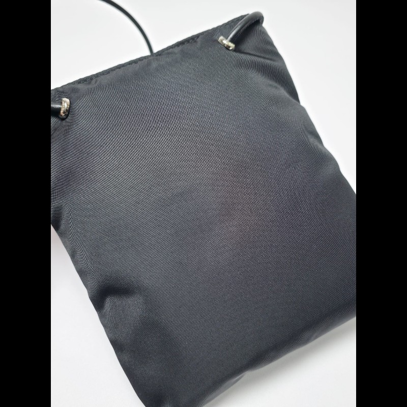 Givenchy 黑色Logo Print 斜背包-12