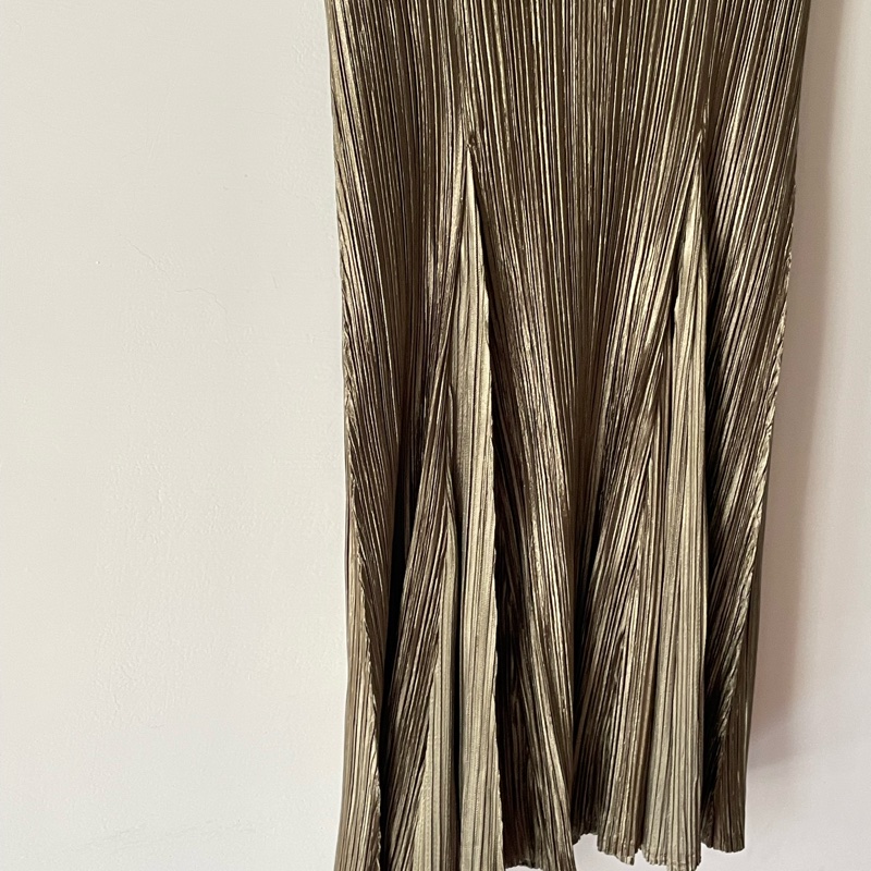 ▪️富貴選物FUGUEI▪️PP 三宅一生 綠金色 緞面光澤短洋裝-5