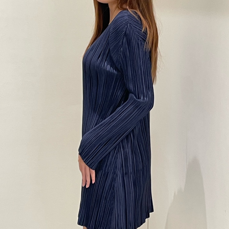 ▪️富貴選物FUGUEI▪️PP 三宅一生 深藍色 緞面光澤長袖短洋裝 連衣裙-1