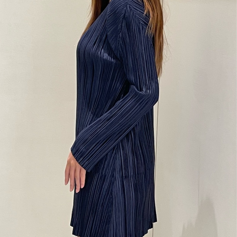 ▪️富貴選物FUGUEI▪️PP 三宅一生 深藍色 緞面光澤長袖短洋裝 連衣裙-2