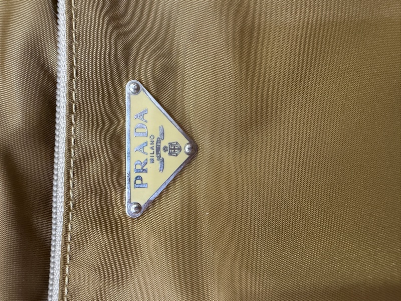 Prada vintage相機斜背包-4