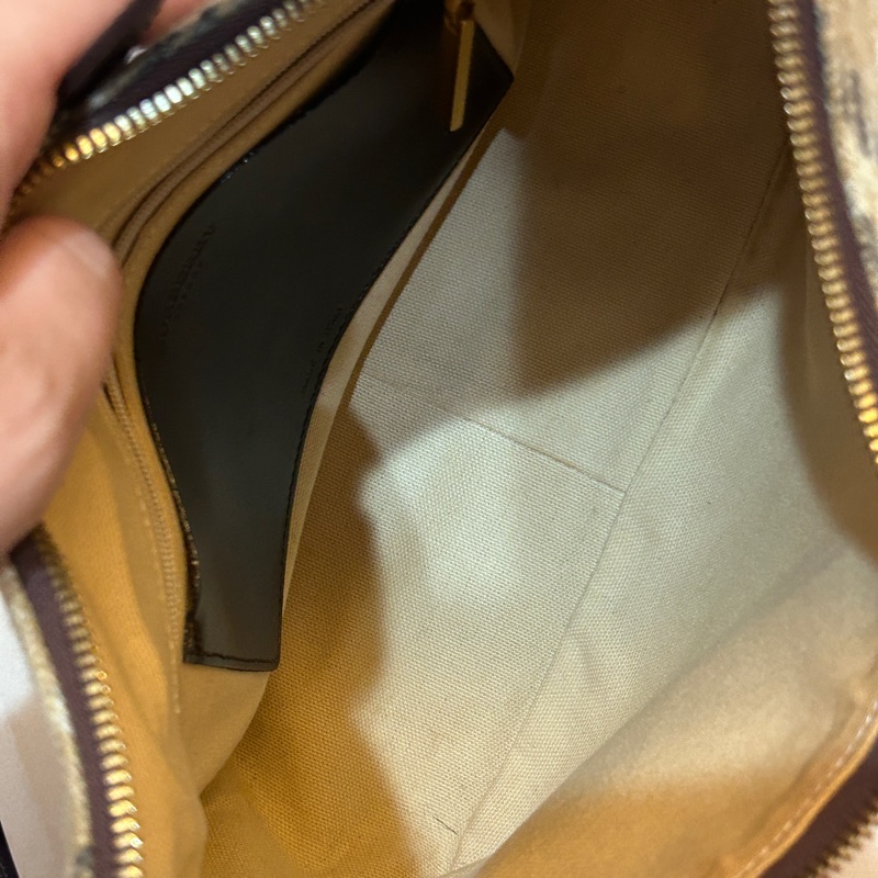 BURBERRY 毛呢hobo包(附塵袋-18