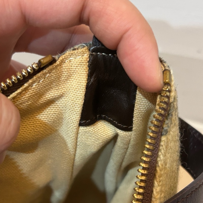 BURBERRY 毛呢hobo包(附塵袋-35