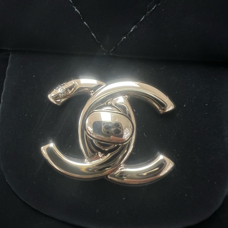 閒置 Chanel 25n coco neige hobo 滑雪系列肩背包-4