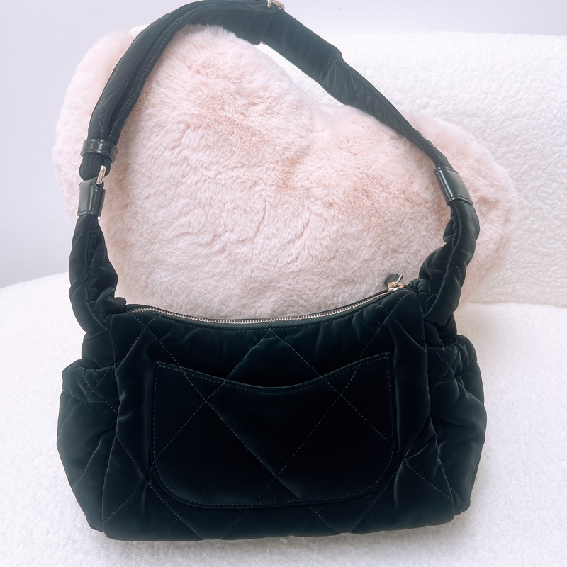 閒置 Chanel 25n coco neige hobo 滑雪系列肩背包-11