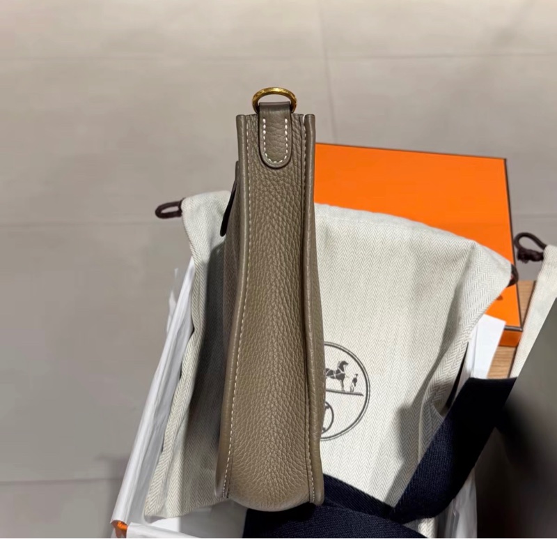 ✨Hermes mini Evelyne 大象灰金藍肩帶 99新 🈶購證 時尚與經典並存🤎-7