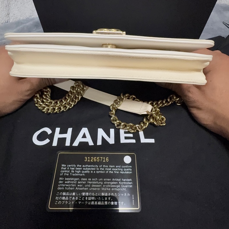 CHANEL WOC WHITE AND GOLD-1