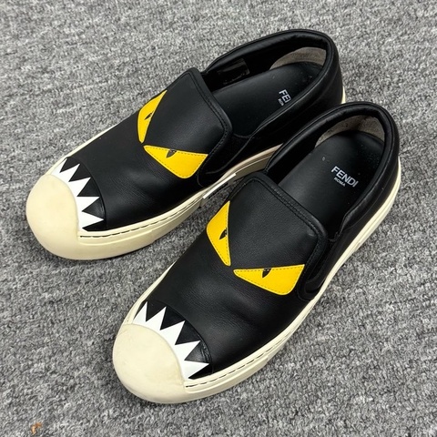 Fendi 芬迪 小怪獸 一腳蹬板鞋 37碼  🈚附件