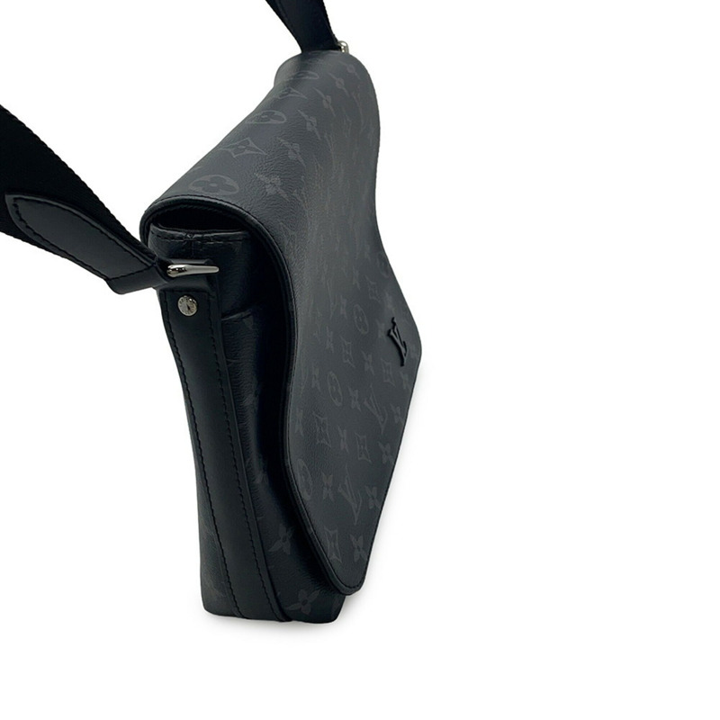 路易威登 Monogram Eclipse District PM NV2 M45272 男士黑色單肩包-14