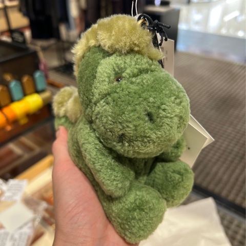 coach恐龍吊飾正價品店購入