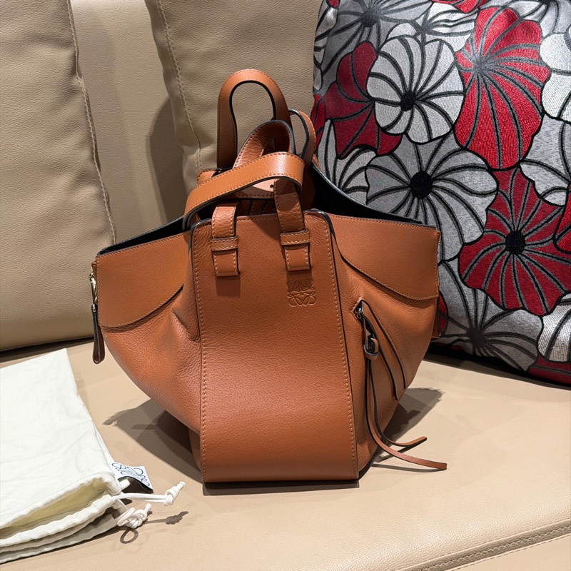 🈶購證❤️ loewe #hammock #吊床包 #焦糖色 #小號-5