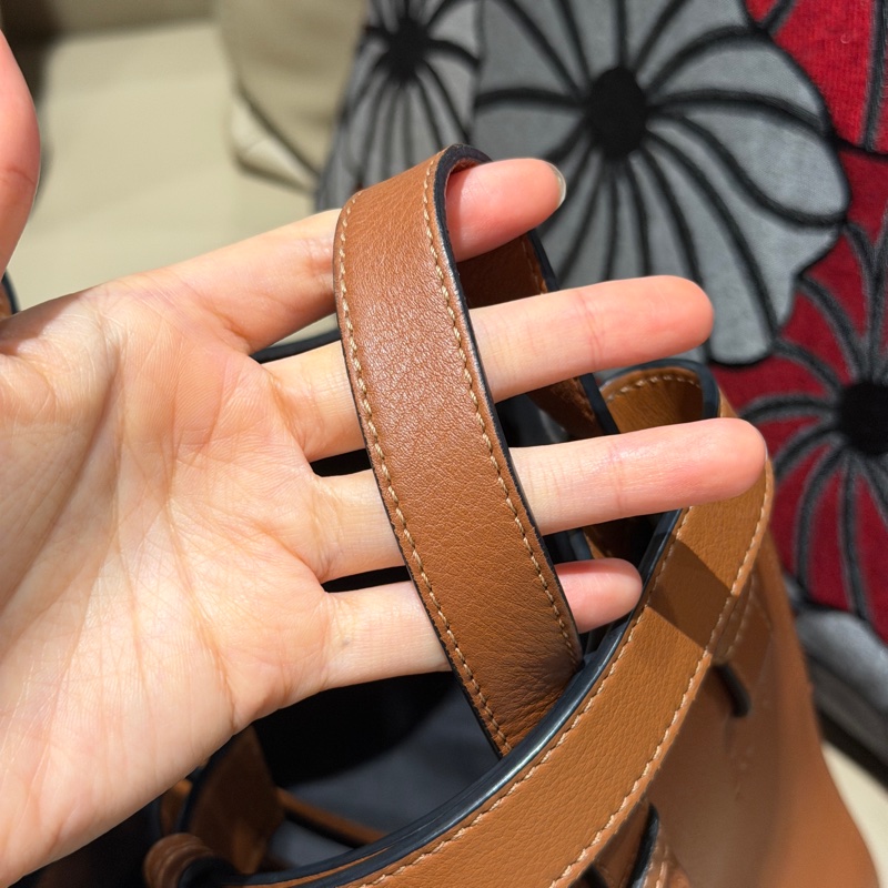 🈶購證❤️ loewe #hammock #吊床包 #焦糖色 #小號-12