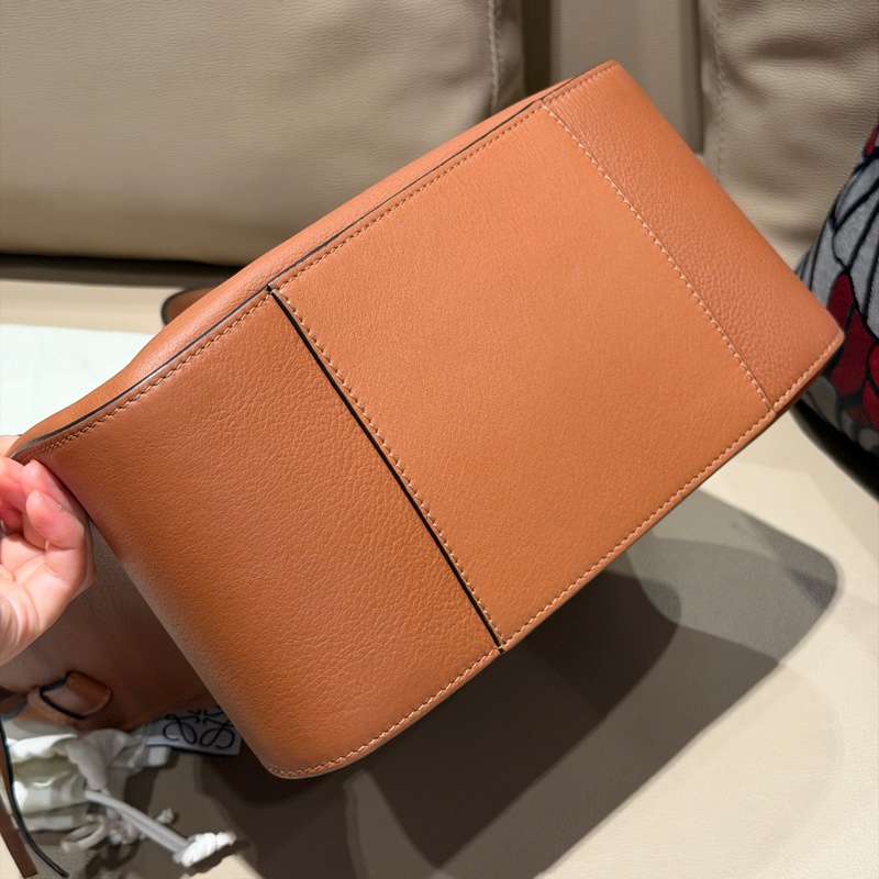 🈶購證❤️ loewe #hammock #吊床包 #焦糖色 #小號-17