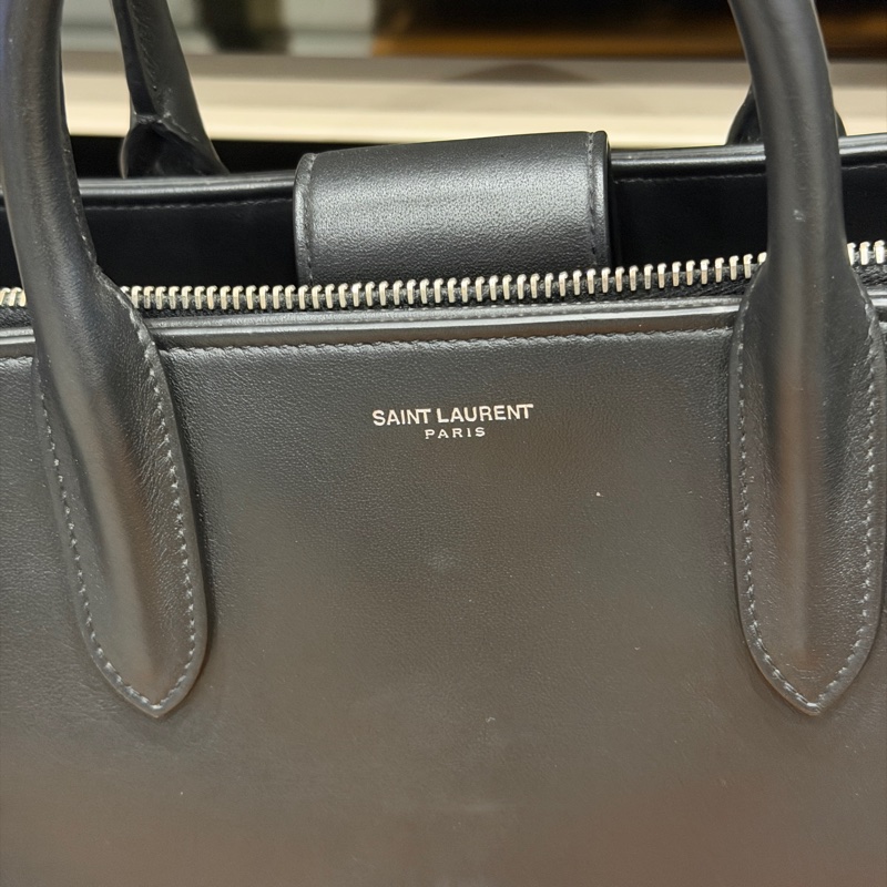 🈶購證❤️ ysl #黑銀 #牛皮 #托特包 #風琴包-1