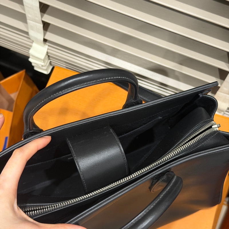 🈶購證❤️ ysl #黑銀 #牛皮 #托特包 #風琴包-8