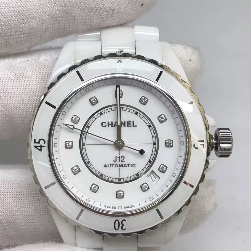 小巴黎二手名牌真品Chanel 38mm 白陶瓷 J12機械 12點鑽 2019保卡-1