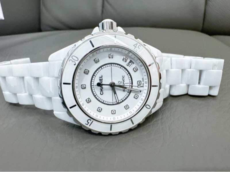 小巴黎二手名牌真品Chanel 38mm 白陶瓷 J12機械 12點鑽 2019保卡-5