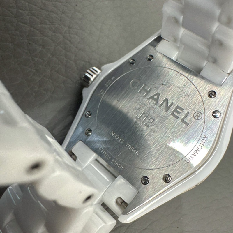 小巴黎二手名牌真品Chanel 38mm 白陶瓷 J12機械 12點鑽 2019保卡-11