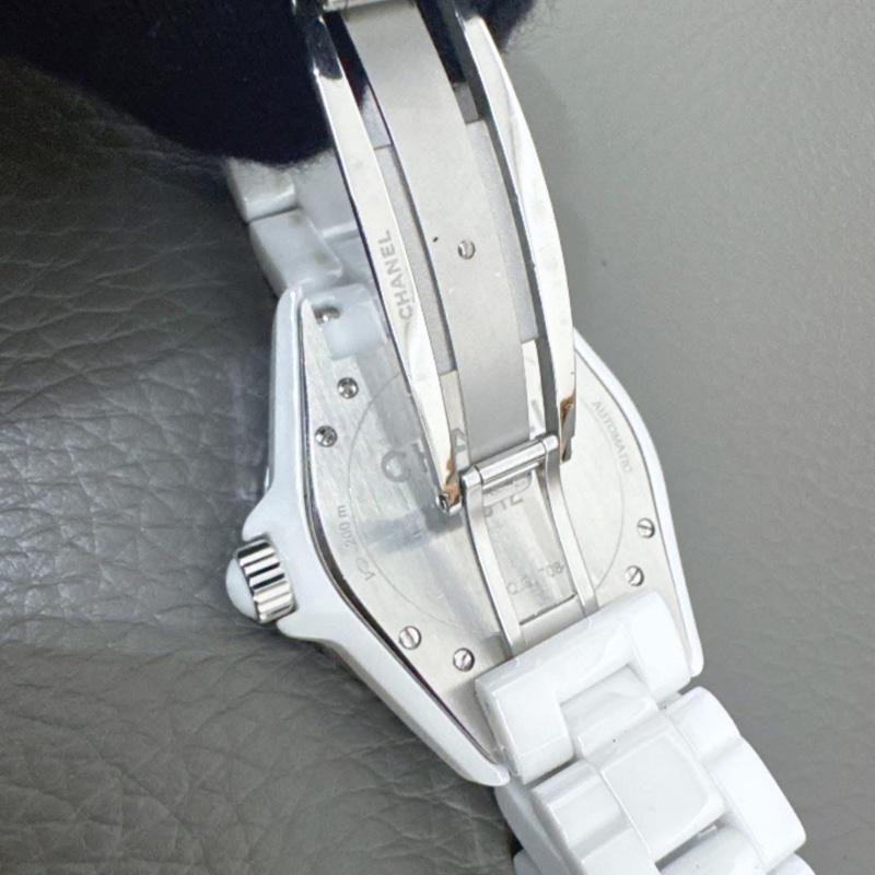 小巴黎二手名牌真品Chanel 38mm 白陶瓷 J12機械 12點鑽 2019保卡-12