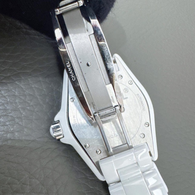 小巴黎二手名牌真品Chanel 38mm 白陶瓷 J12機械 12點鑽 2019保卡-13