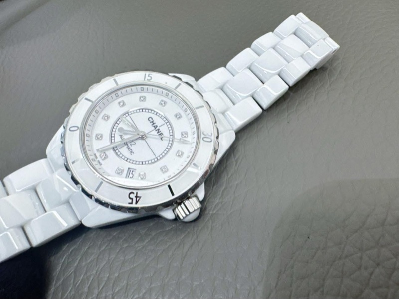 小巴黎二手名牌真品Chanel 38mm 白陶瓷 J12機械 12點鑽 2019保卡-19