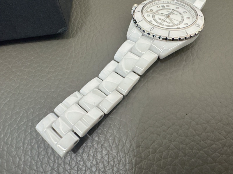 小巴黎二手名牌真品Chanel 38mm 白陶瓷 J12機械 保固中 2022保卡-8