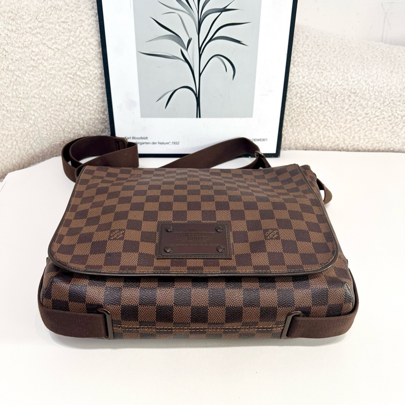 LV/路易威登 棕色棋盤格翻蓋郵差包-4