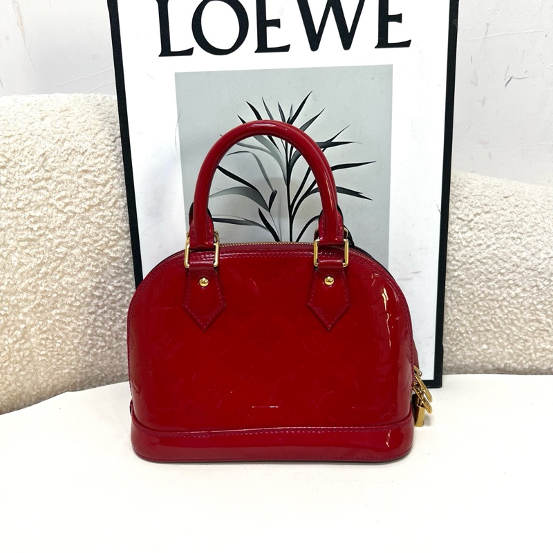 LV/路易威登 Alma紅金漆皮貝殼BB 手提斜挎包-1