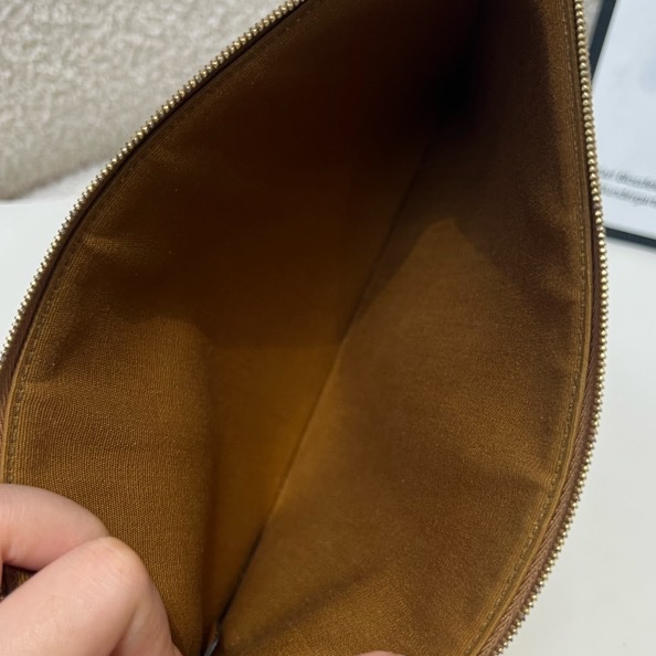 賽琳 小號TRIOMPHE人造革和羊皮革手拿包-5