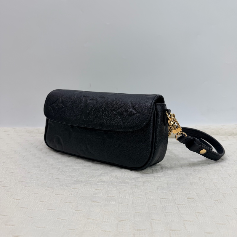 LV Ivy 鏈條包|黑色壓紋|金鍊腋下包-2