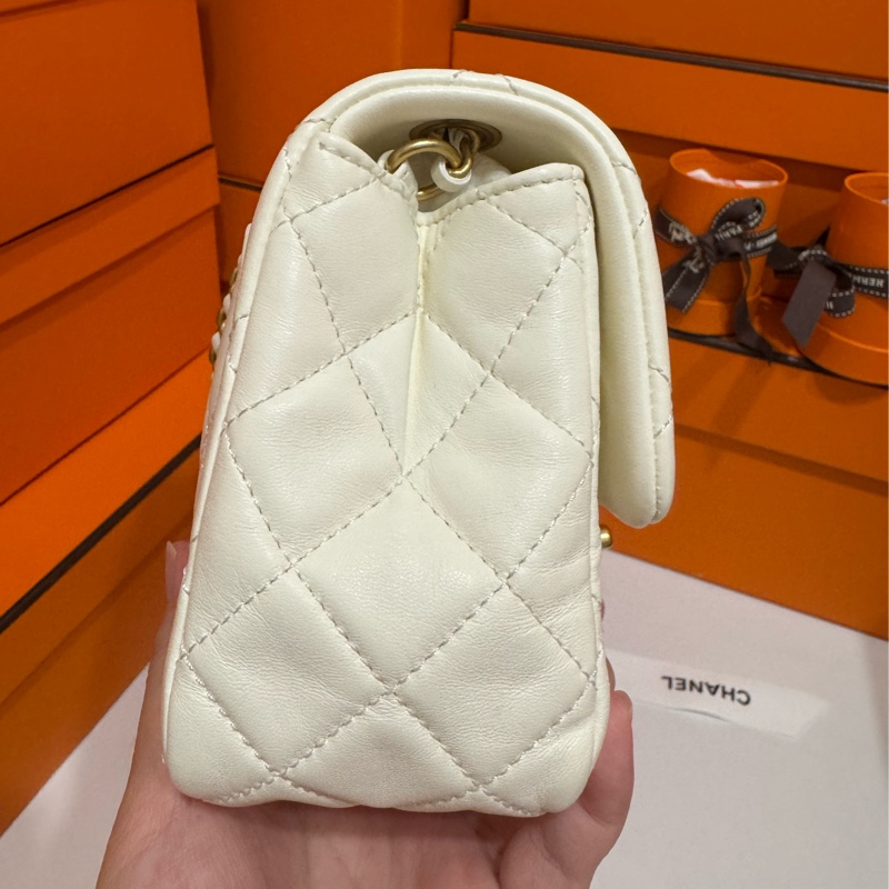 CHANEL 22C 白色金球小方胖 🤍台灣購證正本-3