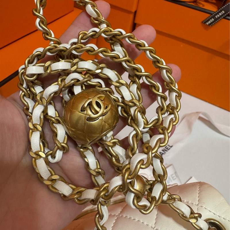 CHANEL 22C 白色金球小方胖 🤍台灣購證正本-4