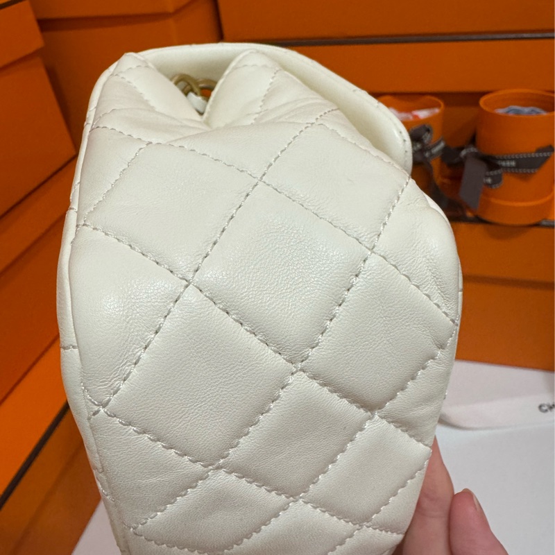 CHANEL 22C 白色金球小方胖 🤍台灣購證正本-10