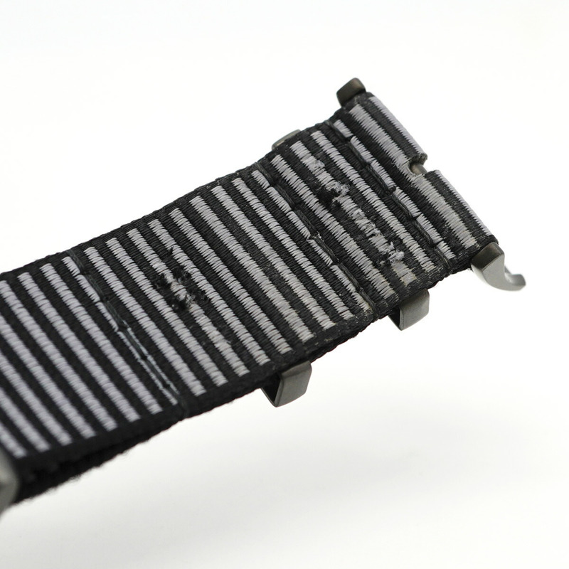 百年靈超級海洋系列 M17368 黃色錶盤男士腕錶-6