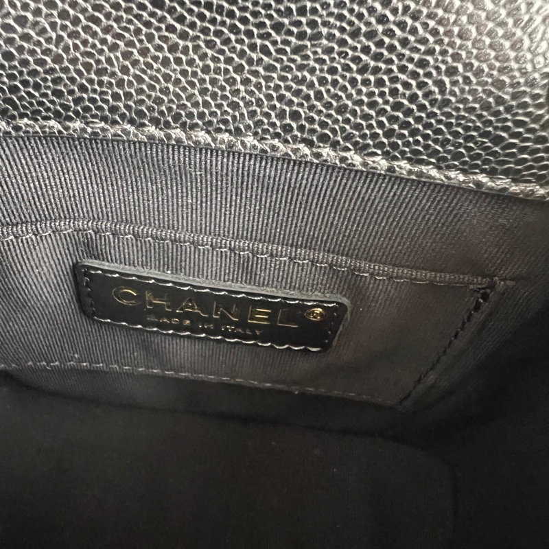 ෆ Chanel Duma青蛙後背包 荔枝牛雙肩後背 小號✨膠膜在-20