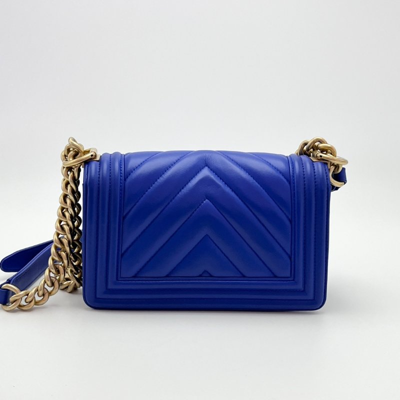 CHANEL 藍金Leboy小號  v紋肩背斜背包20*12*6 98新配件塵袋-5