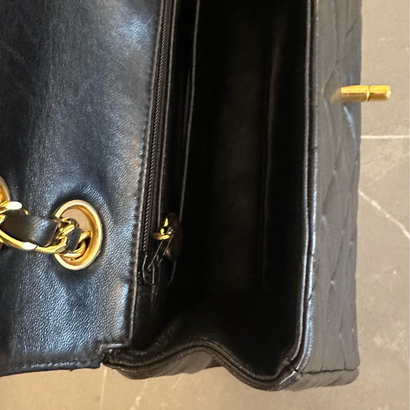 🩵MYMluxurybag🩵 Chanel 25cm 黑金 全皮 肩背袋 斜背袋-15