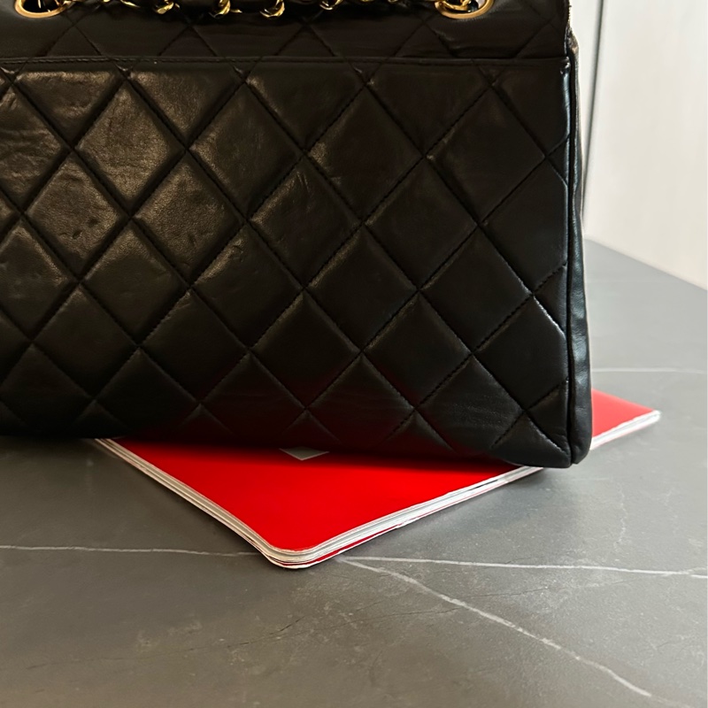 🩵MYMluxurybag🩵 Chanel 25cm 黑金 全皮 肩背袋 斜背袋-25