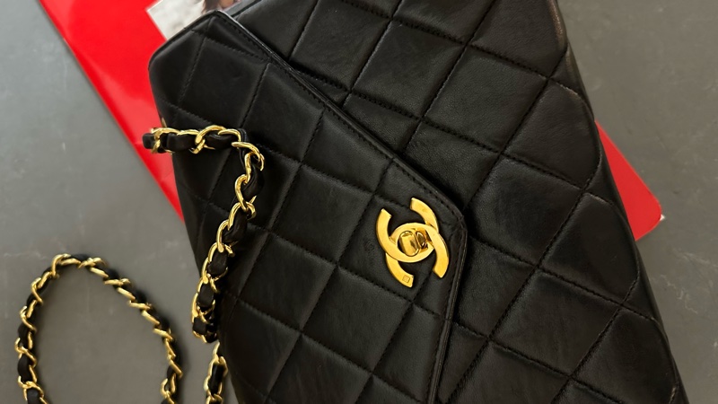 🩵MYMluxurybag🩵 Chanel 25cm 黑金 全皮 肩背袋 斜背袋-32