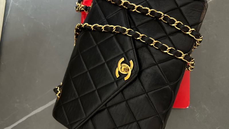 🩵MYMluxurybag🩵 Chanel 25cm 黑金 全皮 肩背袋 斜背袋-33