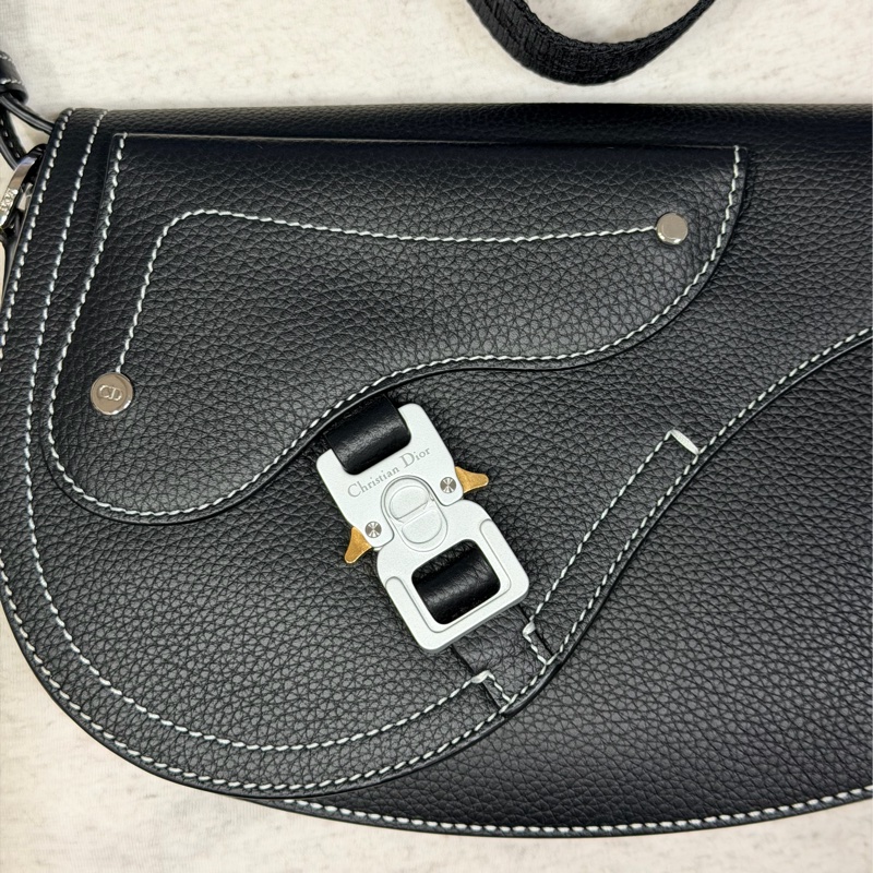 DIOR saddle馬鞍肩背包 男士-1