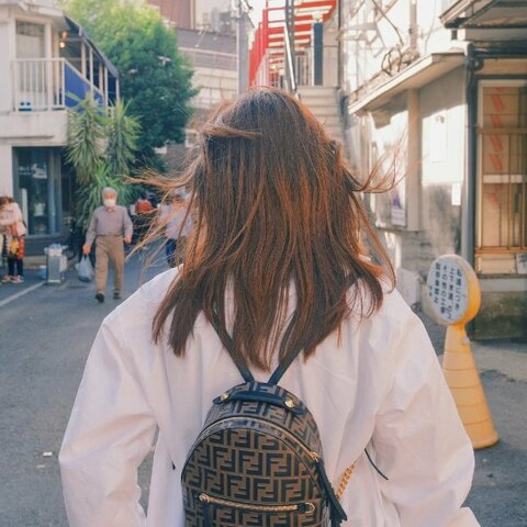 Fendi FF老花後背包 棕色牛皮 22*25 98新配件盒子塵袋