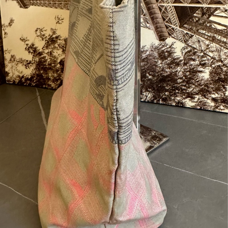 ♦️MYMluxurybag♦️ Chanel 42 cm 稀有 雙色 布袋 肩背袋-3