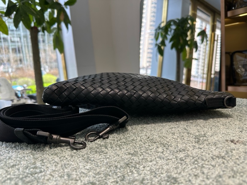 Bottega Veneta/葆蝶家 BV黑色編織單肩包 經典款 尺寸約27*27cm-3