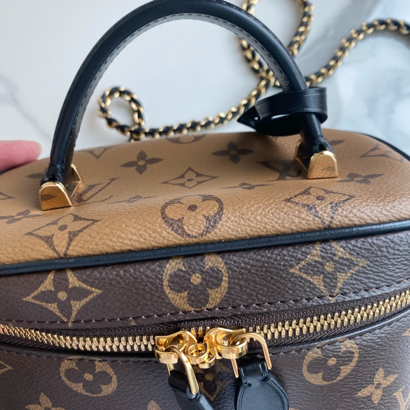 Lv 化妝箱 vanity pm-10