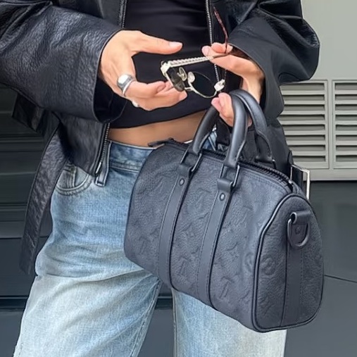 🥷Louis Vuitton 路易威登 KEEPALL25全皮黑武士手提斜挎包⚽️🎱純芯片尺寸25*14 A5462-8