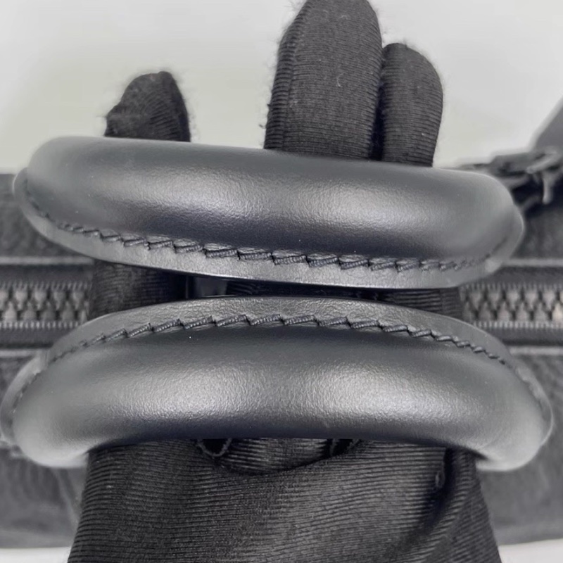 🥷Louis Vuitton 路易威登 KEEPALL25全皮黑武士手提斜挎包⚽️🎱純芯片尺寸25*14 A5462-16