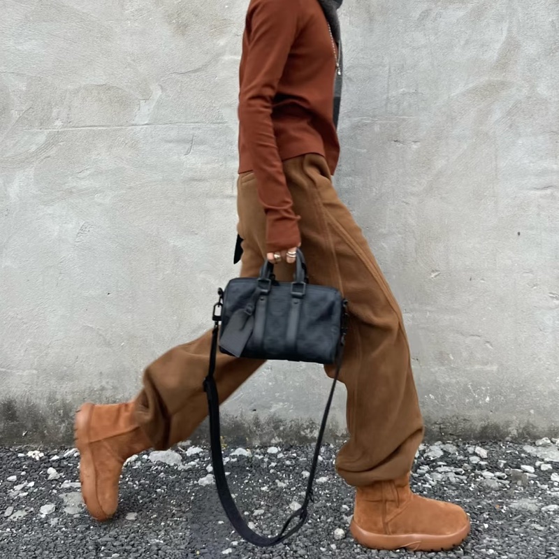 🥷Louis Vuitton 路易威登 KEEPALL25全皮黑武士手提斜挎包⚽️🎱純芯片尺寸25*14 A5462-28