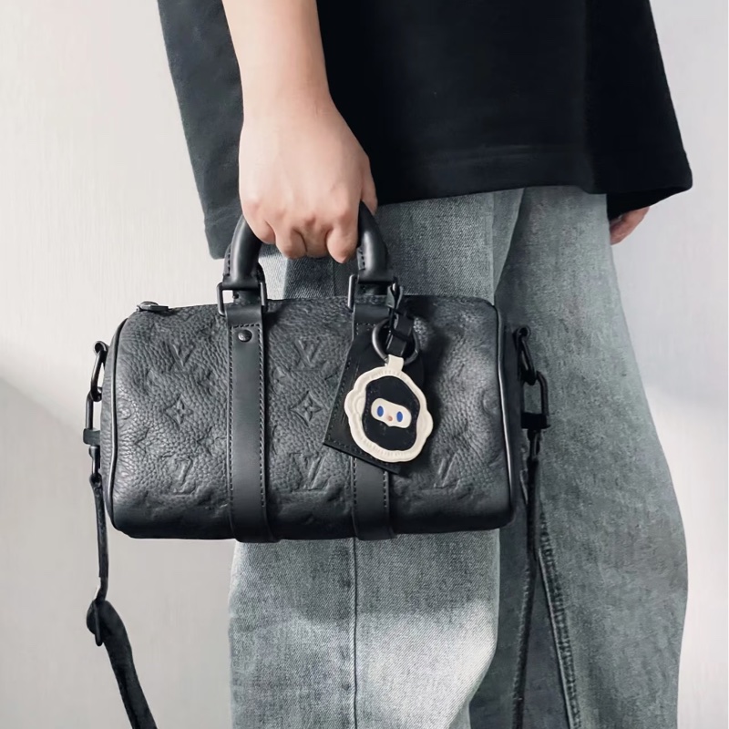🥷Louis Vuitton 路易威登 KEEPALL25全皮黑武士手提斜挎包⚽️🎱純芯片尺寸25*14 A5462-40