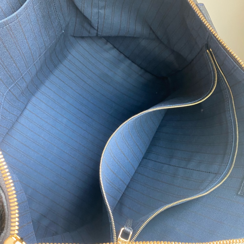 Lv 托特包 lumineuse-12